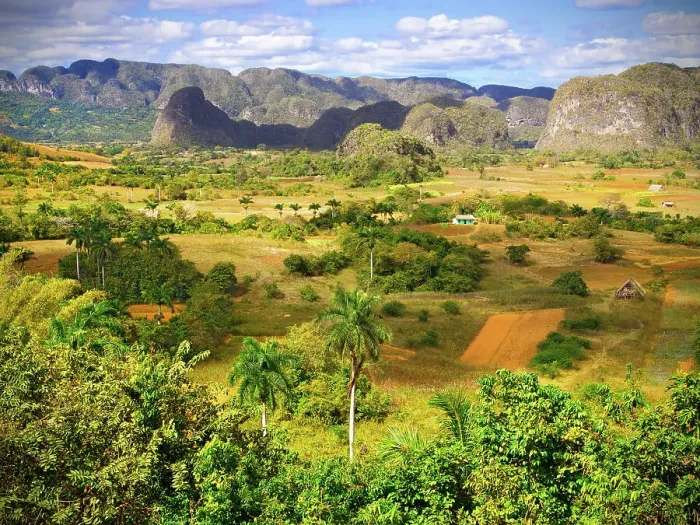 Framed Print : Vinales, Valley of Vinales, Pinar del Rio, Cuba Framed Print : Vinales, Valley of Vinales, Pinar del Rio, Cuba