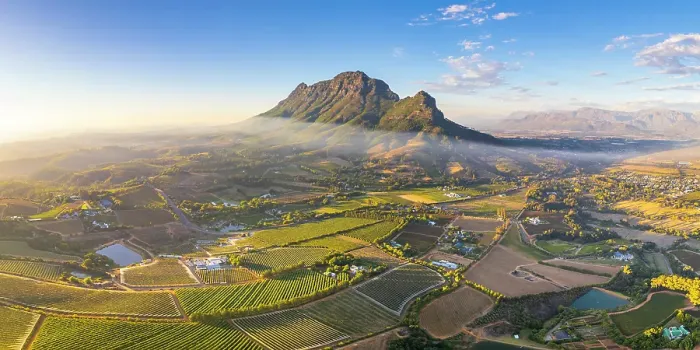 Framed Print : Vineyards of Stellenbosch & Simonsberg Mountain, Western Cape, South Africa Framed Print : Vineyards of Stellenbosch & Simonsberg Mountain, Western Cape, South Africa