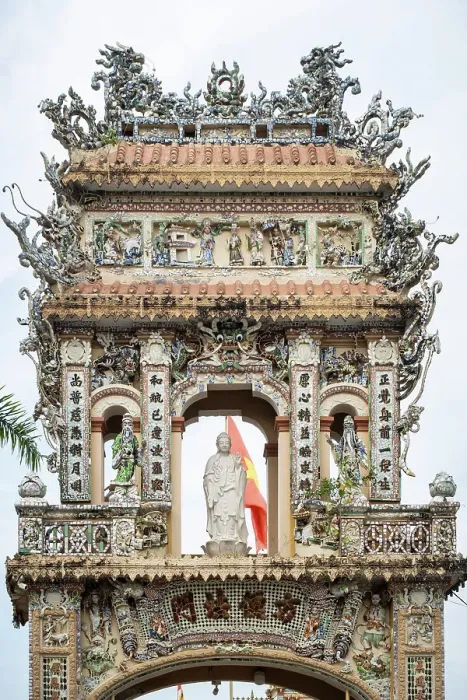 Framed Print : Vinh Trang Pagoda, My Tho, Mekong Delta, Vietnam