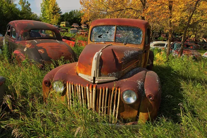 Framed Print : Vintage old vehicle in wrecking yard St. Lupicin, Manitoba, Canada Framed Print : Vintage old vehicle in wrecking yard St. Lupicin, Manitoba, Canada