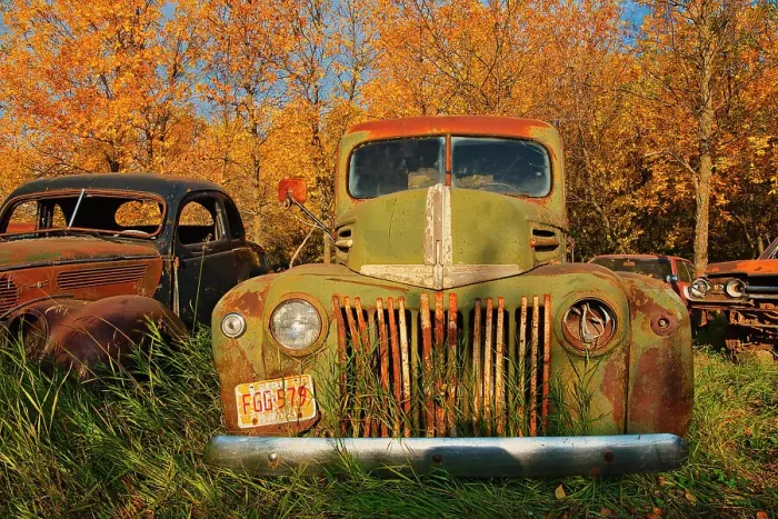 Framed Print : Vintage old vehicle in wrecking yard St. Lupicin, Manitoba, Canada Framed Print : Vintage old vehicle in wrecking yard St. Lupicin, Manitoba, Canada