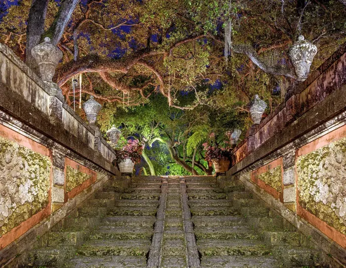Framed Print : Vizacaya Museum and Garden, Coral Gables, Miami, Florida, USA Framed Print : Vizacaya Museum and Garden, Coral Gables, Miami, Florida, USA