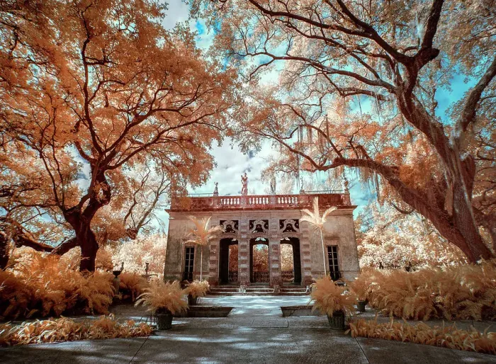 Framed Print : Vizcaya Museum and Garden, Coral Gables, Florida, USA Framed Print : Vizcaya Museum and Garden, Coral Gables, Florida, USA