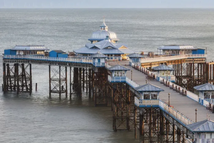 Framed Print : Wales, Llandudno, Llandudno Pier Framed Print : Wales, Llandudno, Llandudno Pier