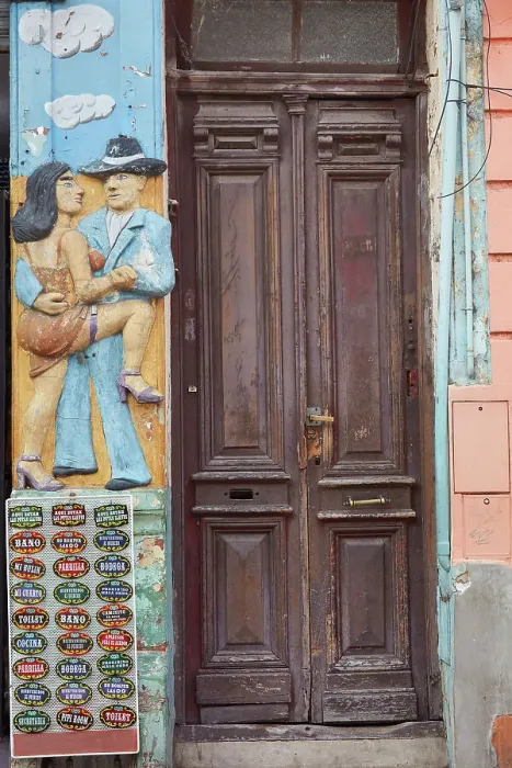 Framed Print : A wall art painting of a couple dancing tango at La Boca, Buenos Aires, Argentina Framed Print : A wall art painting of a couple dancing tango at La Boca, Buenos Aires, Argentina