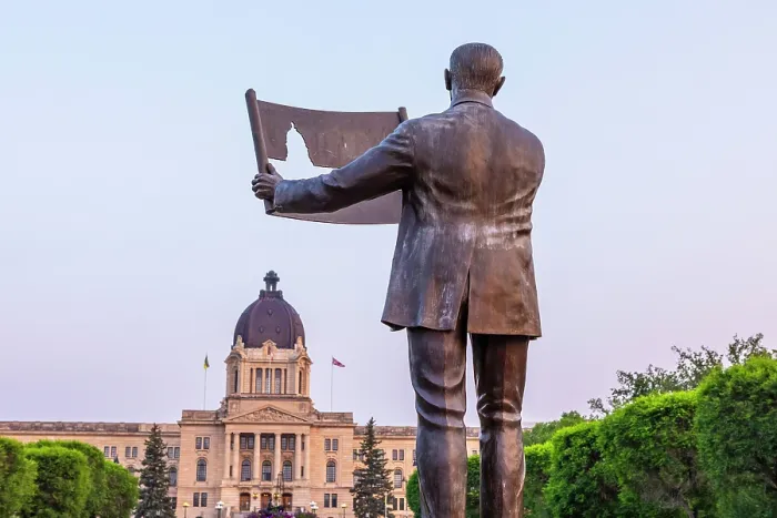 Framed Print : Walter Scott Statue, Wascana Centre, Regina, Saskatchewan, Canada, North America Framed Print : Walter Scott Statue, Wascana Centre, Regina, Saskatchewan, Canada, North America