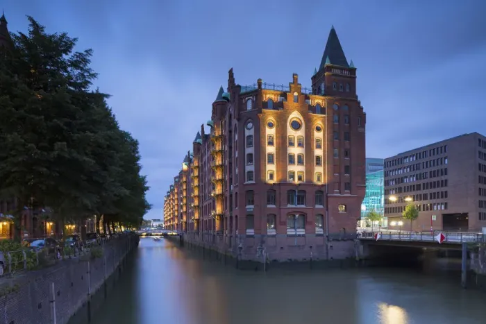 Framed Print : Warehouses of Speicherstadt (UNESCO World Heritage Site), Hamburg, Germany Framed Print : Warehouses of Speicherstadt (UNESCO World Heritage Site), Hamburg, Germany