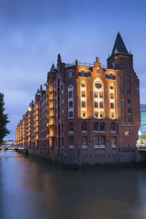 Framed Print : Warehouses of Speicherstadt (UNESCO World Heritage Site), Hamburg, Germany