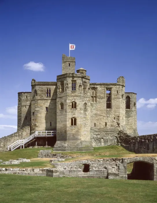Framed Print : Warkworth Castle, Warkworth, Northumberland, England