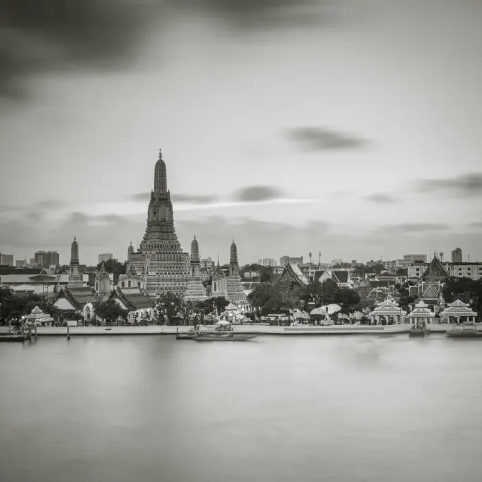 Framed Print : Wat Arun (Temple of Dawn) and Chao Praya River, Bangkok, Thailand Framed Print : Wat Arun (Temple of Dawn) and Chao Praya River, Bangkok, Thailand