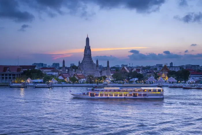 Framed Print : Wat Arun (Temple of Dawn) and Chao Praya River, Bangkok, Thailand Framed Print : Wat Arun (Temple of Dawn) and Chao Praya River, Bangkok, Thailand