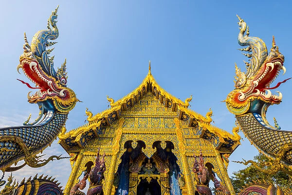 Wat Rong Suea Ten (Blue Temple), Chiang Rai, Thailand