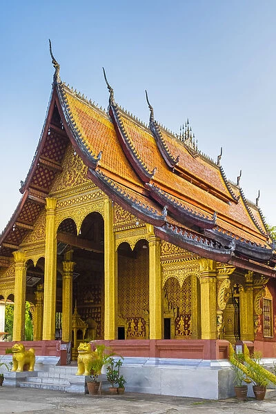 Wat Sene Souk Haram (Wat Sen) buddhist temple, Luang Prabang, Louangphabang Province