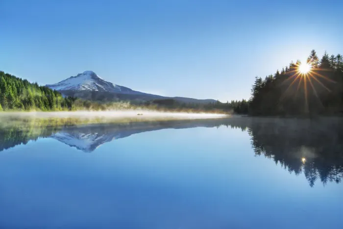 Framed Print : Water impression mirroring of Mount Hood in Trillium Lake - USA, Oregon, Clackamas Framed Print : Water impression mirroring of Mount Hood in Trillium Lake - USA, Oregon, Clackamas