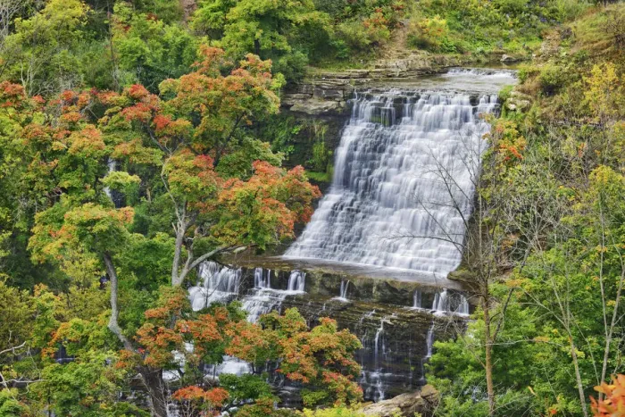 Framed Print : Waterfall Albion Falls - Canada, Ontario, Hamilton, Albion Falls Framed Print : Waterfall Albion Falls - Canada, Ontario, Hamilton, Albion Falls