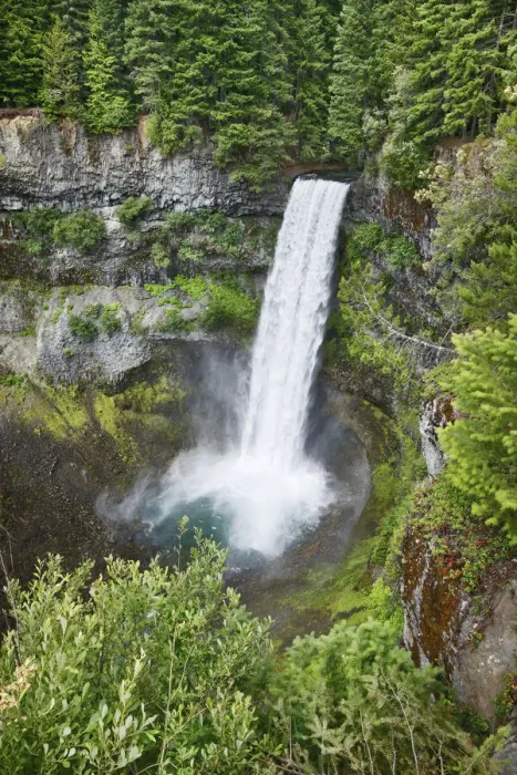 Framed Print : Waterfall Brandywine Falls - Canada, British Columbia, Squamish-Lillooet, Whistler Framed Print : Waterfall Brandywine Falls - Canada, British Columbia, Squamish-Lillooet, Whistler