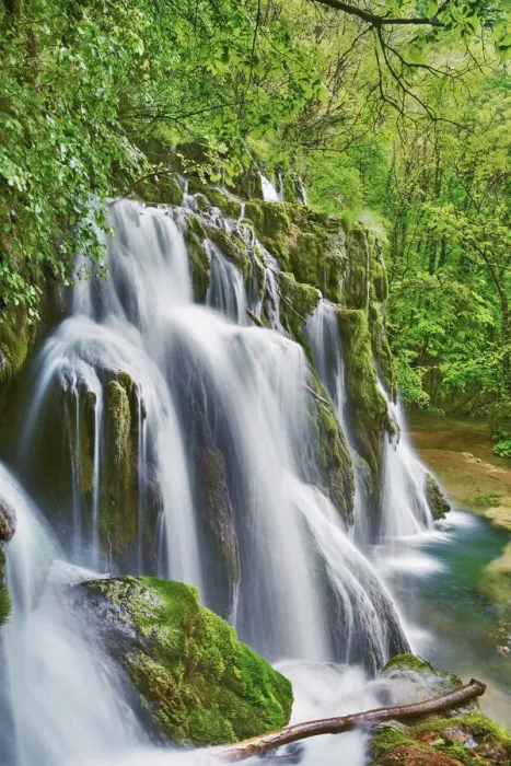 Framed Print : Waterfall Cascade des Tufs in beech forest - France, Bourgogne-Franche-Comte, Jura Framed Print : Waterfall Cascade des Tufs in beech forest - France, Bourgogne-Franche-Comte, Jura