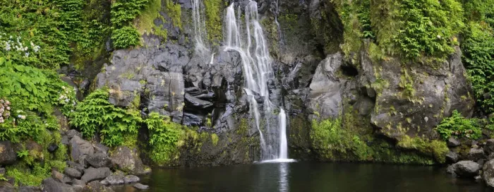 Framed Print : A waterfall at Faja Grande. Poco do Bacalhau. Flores, Azores islands, Portugal Framed Print : A waterfall at Faja Grande. Poco do Bacalhau. Flores, Azores islands, Portugal