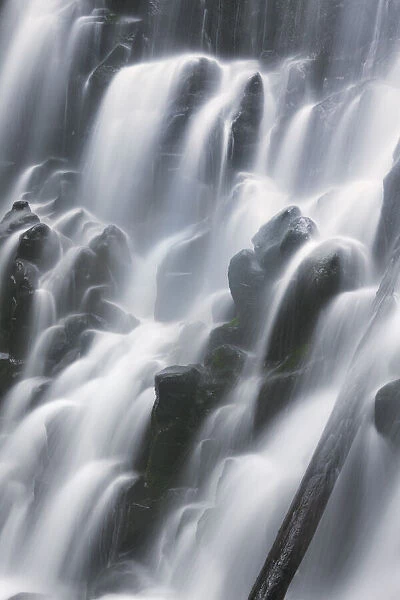 Waterfall Ramona Falls - USA, Oregon, Hood River, Ramona Falls - Cascade Range