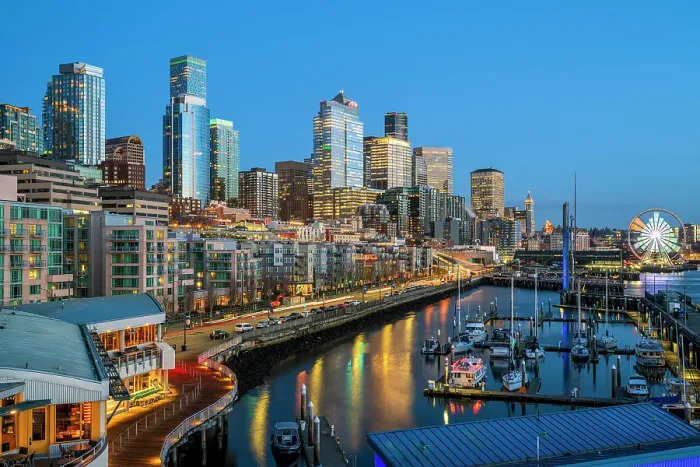 Framed Print : Waterfront and downtown's skyline at dusk, Seattle, Washington, USA Framed Print : Waterfront and downtown's skyline at dusk, Seattle, Washington, USA