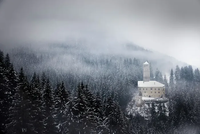 Framed Print : Welsberg Castle(Monguelfo castle) in the morning fog after a snowfall. Monguelfo, Val di Casies, Bolzano province, South Tyrol, Italy Europe Framed Print : Welsberg Castle(Monguelfo castle) in the morning fog after a snowfall. Monguelfo, Val di Casies, Bolzano province, South Tyrol, Italy Europe