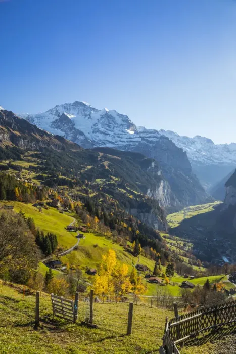 Framed Print : Wengen, and Jungfrau mountain, Berner Oberland, Switzerland Framed Print : Wengen, and Jungfrau mountain, Berner Oberland, Switzerland