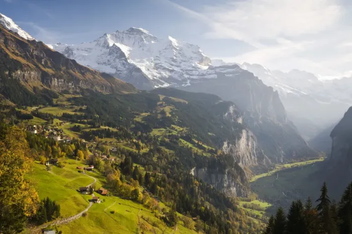 Framed Print : Wengen & Lauterbrunnen valley, Berner Oberland, Switzerland Framed Print : Wengen & Lauterbrunnen valley, Berner Oberland, Switzerland