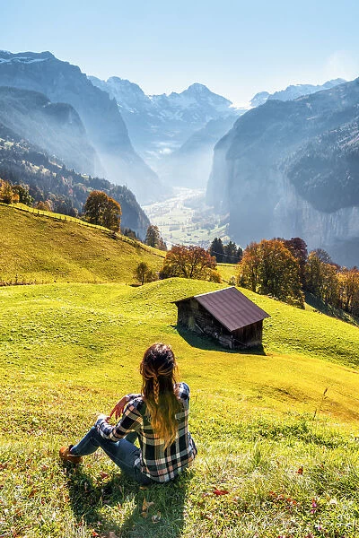 Wengen and Lauterbrunnen valley. Wengen, Canton of Bern, Switzerland, Europe (MR)