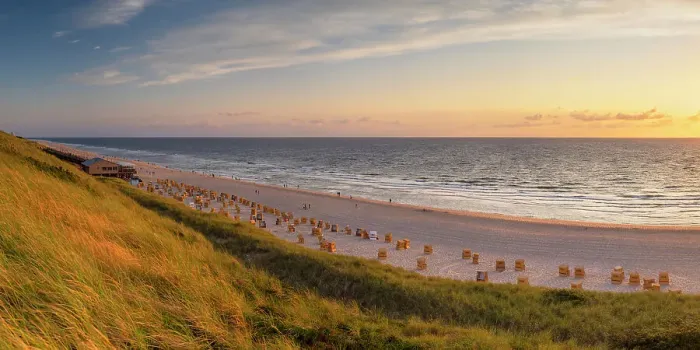 Framed Print : Wenningstedt beach at sunset, Sylt, Schleswig Holstein, Germany Framed Print : Wenningstedt beach at sunset, Sylt, Schleswig Holstein, Germany