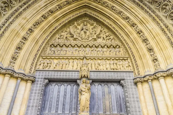 Framed Print : Detail on Westminster Abbey, a UNESCO World heritage site, London, England Framed Print : Detail on Westminster Abbey, a UNESCO World heritage site, London, England
