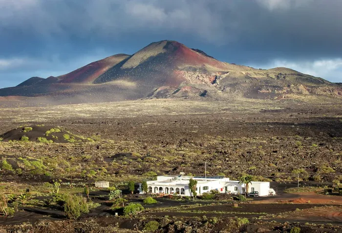 Framed Print : White house in the volcanic landscape near La Geria, Lanzarote, Canary Islands, Spain Framed Print : White house in the volcanic landscape near La Geria, Lanzarote, Canary Islands, Spain