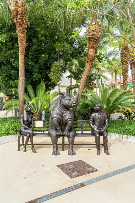 Framed Print : The White rhino bench of friendship by Gillie and Marc, Lincoln Road Mall, South Beach, Miami, Florida, USA Framed Print : The White rhino bench of friendship by Gillie and Marc, Lincoln Road Mall, South Beach, Miami, Florida, USA