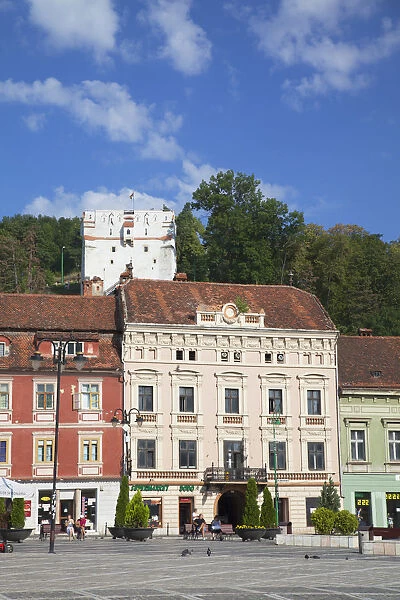 White Tower and buildings in Piata Sfatului, Brasov, Transylvania, Romania