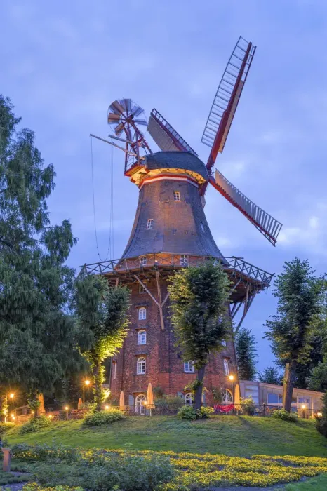 Framed Print : Windmill The Muhle am Wall, Bremen, Germany Framed Print : Windmill The Muhle am Wall, Bremen, Germany
