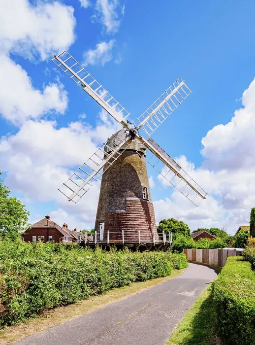 Framed Print : Windmill in Polegate, Wealden District, East Sussex, England, United Kingdom Framed Print : Windmill in Polegate, Wealden District, East Sussex, England, United Kingdom