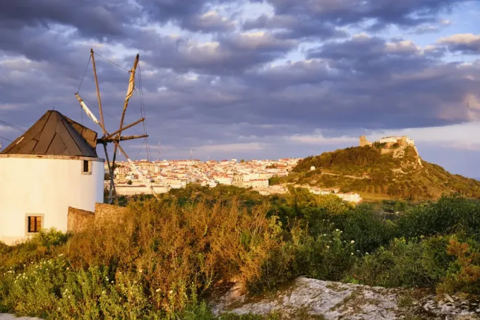 Framed Print : Windmill at the Serra do Louro and the castle of Palmela. Arrabida Nature Park, Palmela Framed Print : Windmill at the Serra do Louro and the castle of Palmela. Arrabida Nature Park, Palmela