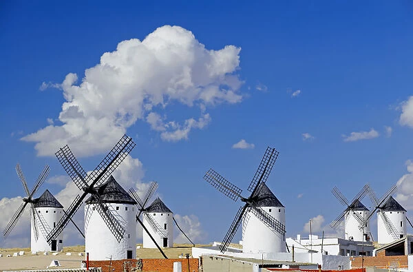 Windmills, Campo de Criptana, Castilla la Mancha, Spain, Europe