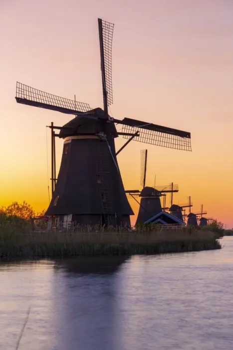 Framed Print : Windmills in Kinderdijk, South Holland, Netherlands Framed Print : Windmills in Kinderdijk, South Holland, Netherlands