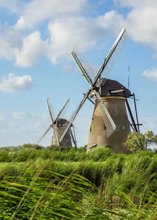 Framed Print : Windmills in Kinderdijk, UNESCO World Heritage Site, South Holland, The Netherlands Framed Print : Windmills in Kinderdijk, UNESCO World Heritage Site, South Holland, The Netherlands
