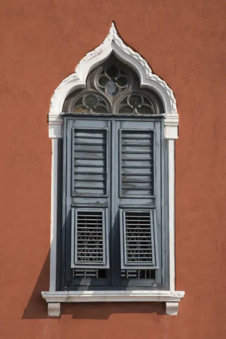 Framed Print : Window of building in Dorsoduro, Venice, Italy Framed Print : Window of building in Dorsoduro, Venice, Italy