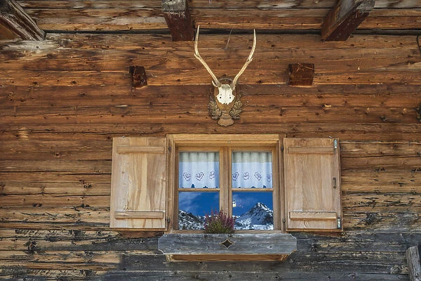 Window of a mountain hut on the Alp Unterstalleralm, Innervillgraten, Villgraten valley