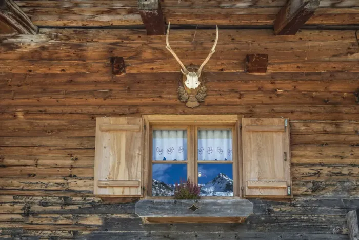 Framed Print : Window of a mountain hut on the Alp Unterstalleralm, Innervillgraten, Villgraten valley Framed Print : Window of a mountain hut on the Alp Unterstalleralm, Innervillgraten, Villgraten valley
