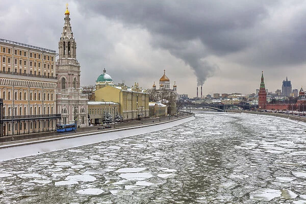 Winter cityscape with Moskva river, Moscow, Russia
