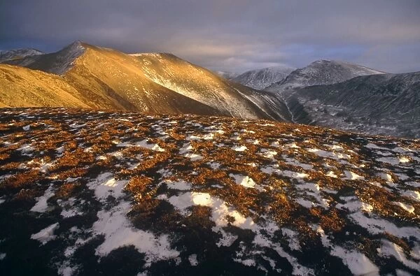Winter fells abover Buttermere, Lake District, Cumbria, England