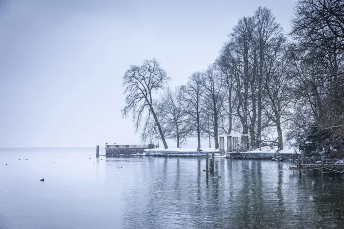 Framed Print : Winter on Lake Starnberg near Possenhofen, Upper Bavaria, Bavaria, Germany