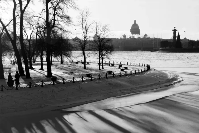 Framed Print : Winter, Saint Petersburg, Russia Framed Print : Winter, Saint Petersburg, Russia