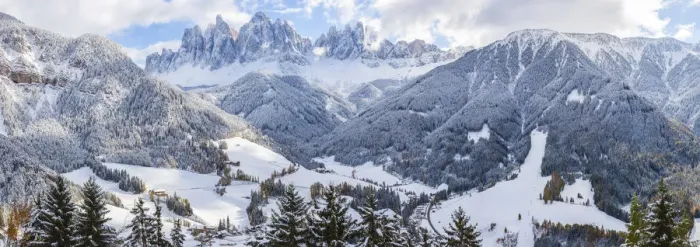 Framed Print : Winter snow, St. Magdalena village, Geisler Spitzen (3060m), Val di Funes, Dolomites