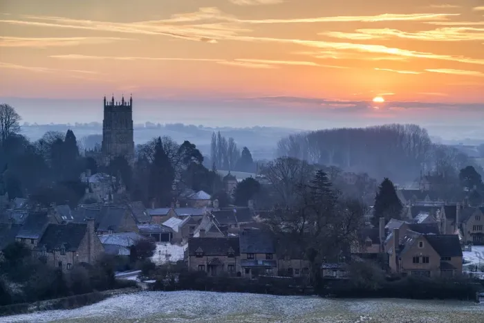 Framed Print : Winter Sunrise over Chipping Campden, Cotswolds, Gloucestershire, England Framed Print : Winter Sunrise over Chipping Campden, Cotswolds, Gloucestershire, England