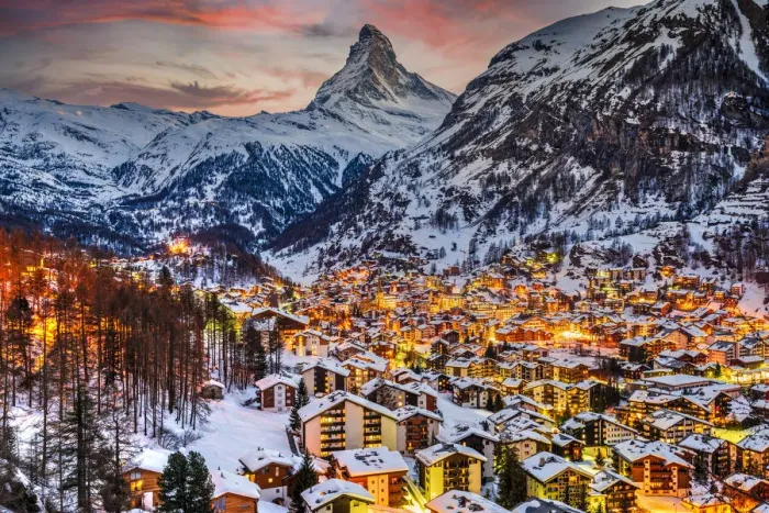 Framed Print : Winter twilight view over Zermatt and the iconic Matterhorn, Valais, Switzerland