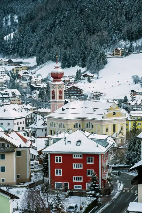 Framed Print : Winter view of Ortisei - St. Ulrich, South Tyrol, Italy Framed Print : Winter view of Ortisei - St. Ulrich, South Tyrol, Italy